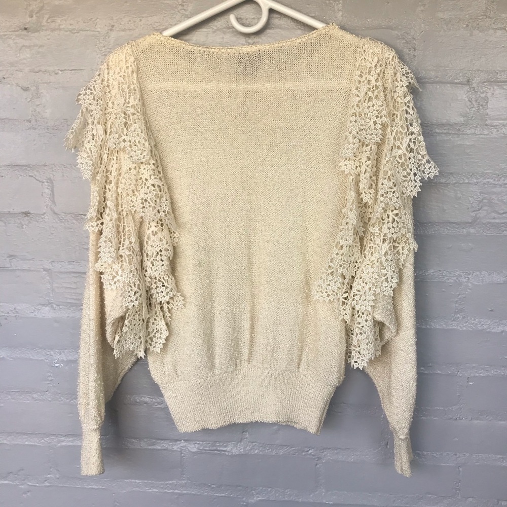 Vintage 80’s cream batwing sweater with lace sz S - Picture 2 of 7